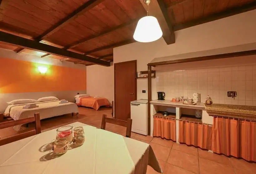 スタンダードトリプルルーム, Agriturismo Di Sordiglio