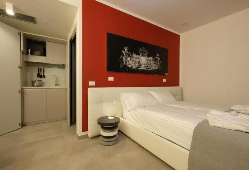 标准工作室, Relais Villa Clodia