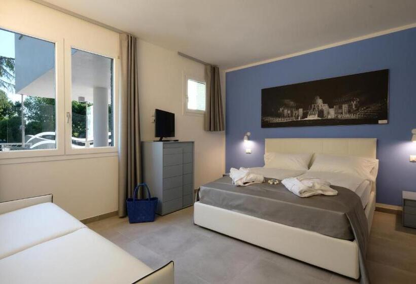 带1个卧室的豪华公寓, Relais Villa Clodia