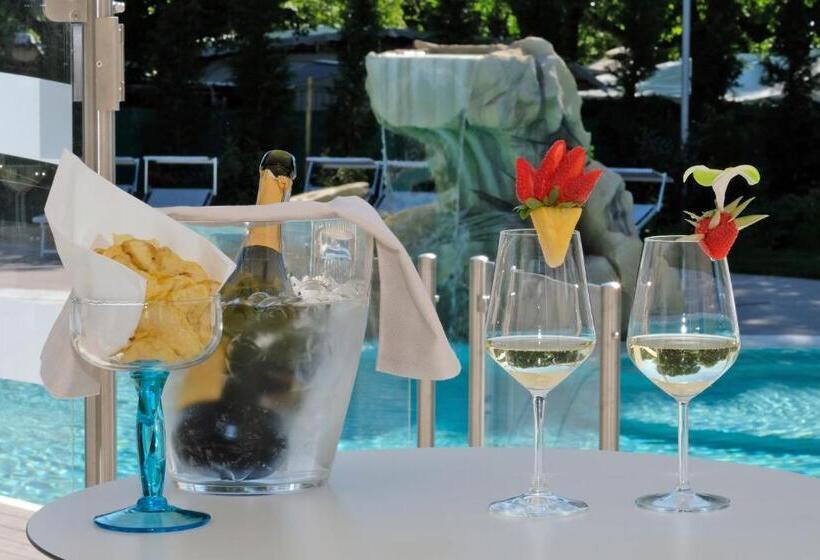 标准工作室, Relais Villa Clodia