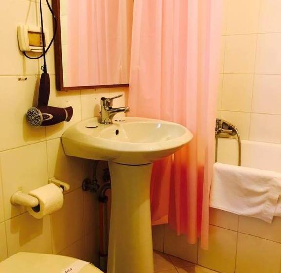 スタンダードルーム, Corato Room Economy