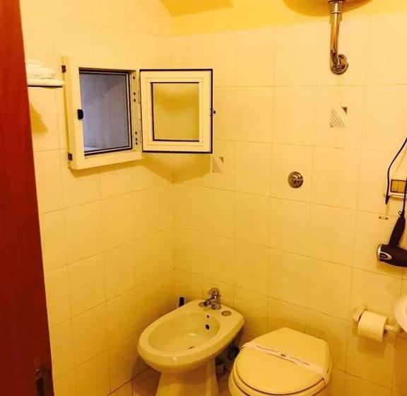 スタンダードルーム, Corato Room Economy