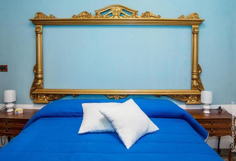 חדר סטנדרט עם מרפסת, Le Vie Di Monreale