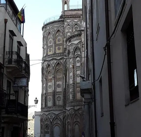 ファミリールーム, Le Vie Di Monreale