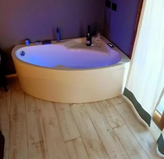 اتاق استاندارد با بالکن, Maison Bionaz Ski & Sport