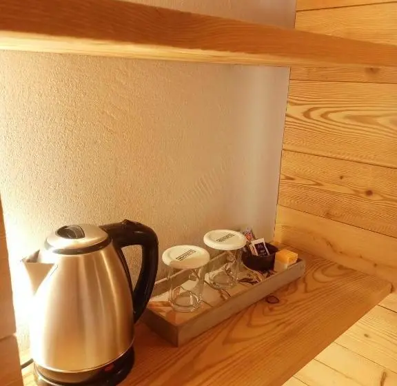 اتاق لوکس با بالکن, Maison Bionaz Ski & Sport