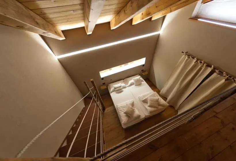 سوییت جونیور با بالکن, Maison Bionaz Ski & Sport