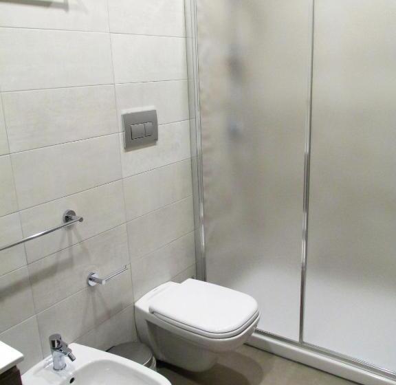 اتاق استاندارد, A Due Passi Dal Mare