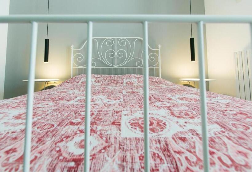 اتاق لوکس با بالکن, I Love Puglia