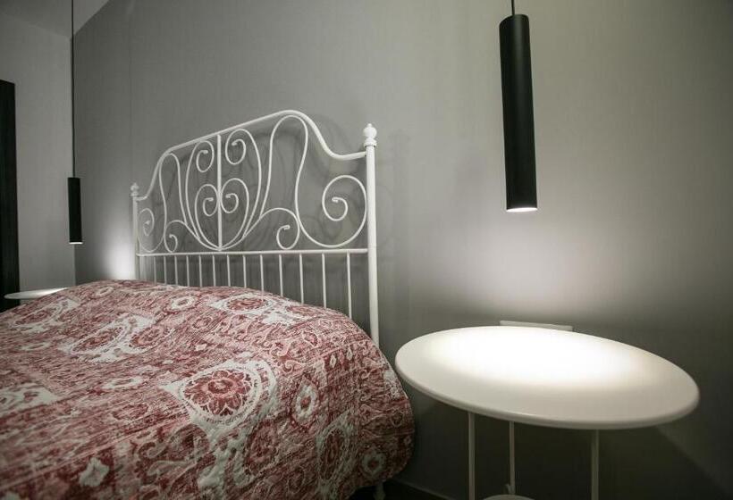 اتاق لوکس با بالکن, I Love Puglia