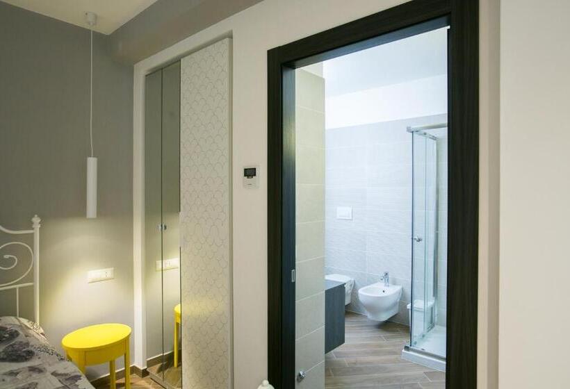 اتاق استاندارد سه تخته با بالکن, I Love Puglia