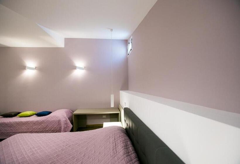 اتاق استاندارد سه نفره, I Love Puglia