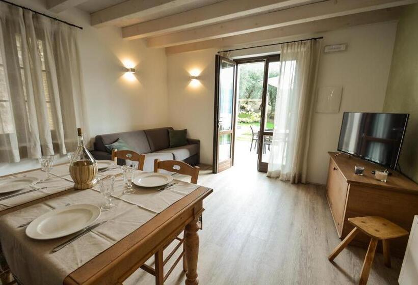 Апартаменты 1 Спальня Нижний Этаж, Cascina Varini