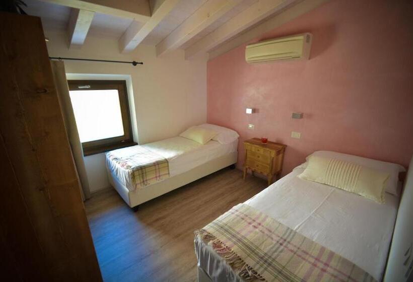 Апартаменты 2 Спальни с Террасой, Cascina Varini