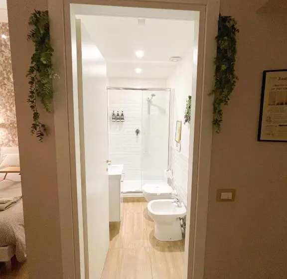 Standard Kolmen Hengen Huone, Casa Lina
