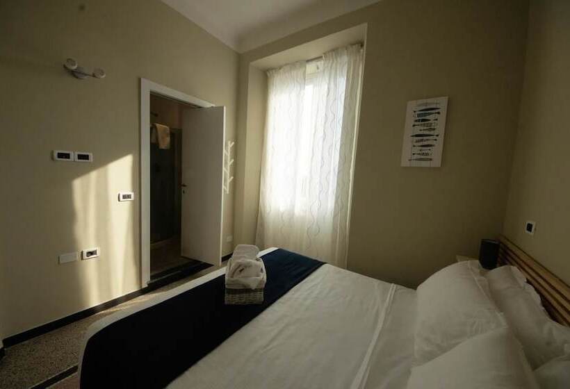 标准间, Luna Rooms