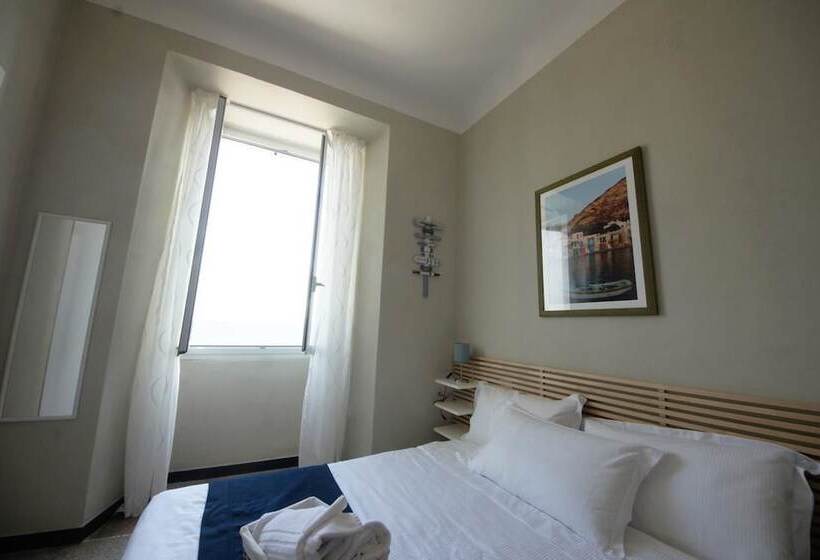 标准间, Luna Rooms