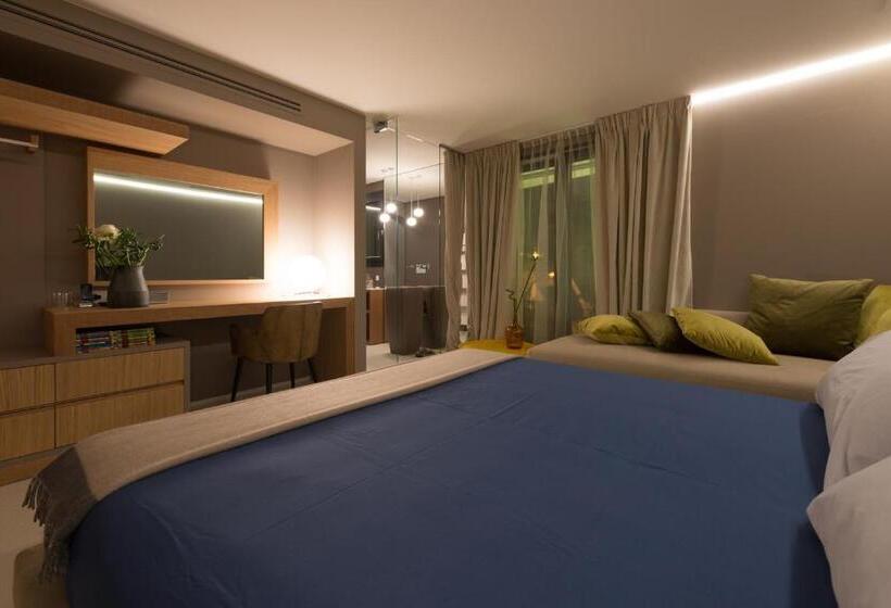 اتاق لوکس, Locanda Black And White Sondrio