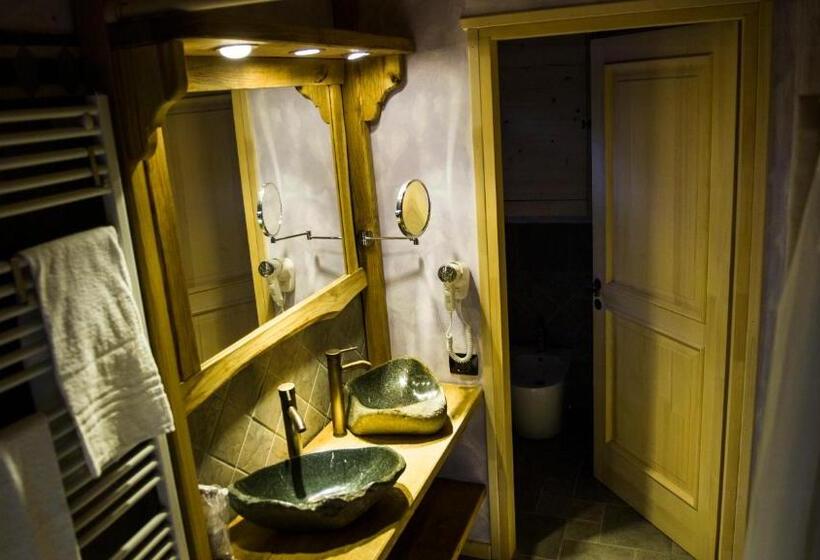 شقة غرفتين, Dolomiti Village