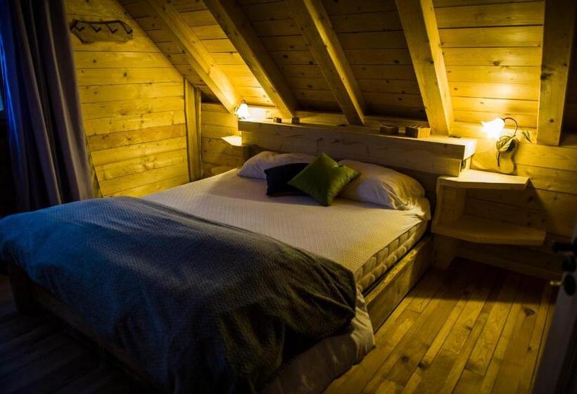 شقة غرفتين, Dolomiti Village