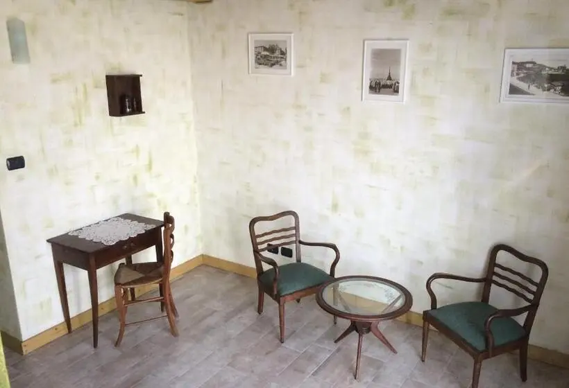 デラックストリプルルーム, Azienda Agricola Garoglio Davide