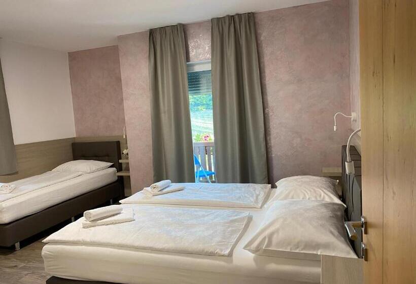 Трехместный Номер Базовый, Garni San Paolo