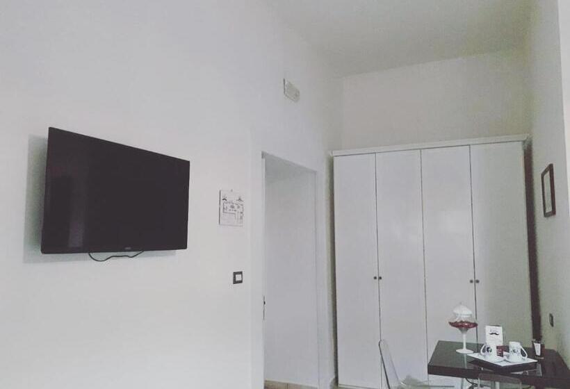 バルコニー付きスタンダードトリプルルーム, La Locanda Del Baffo