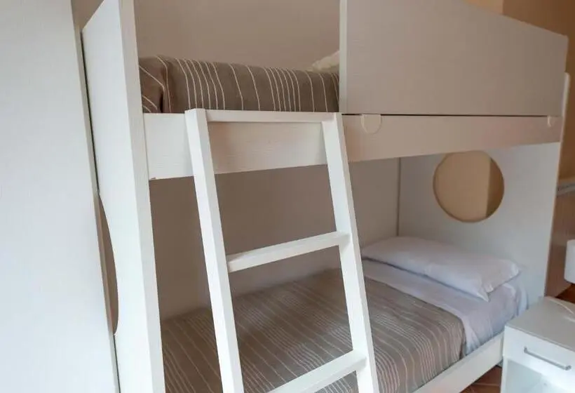 スタンダードスタジオ, Residence Orso Bianco