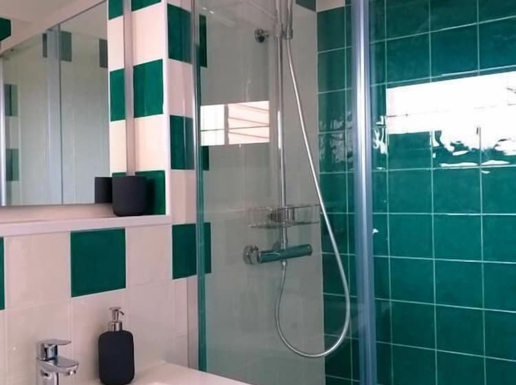 Номер Superior, Green Rose