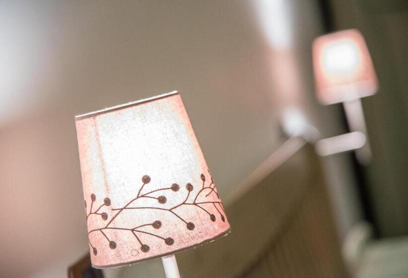 标准间, Il Raduno