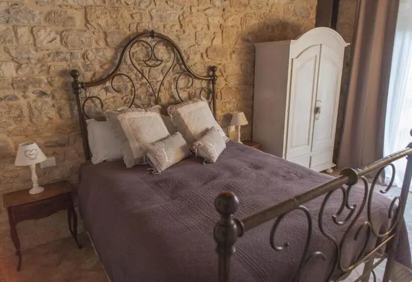 キングサイズベッドのスタンダードルーム, Borgo Di Vezzano