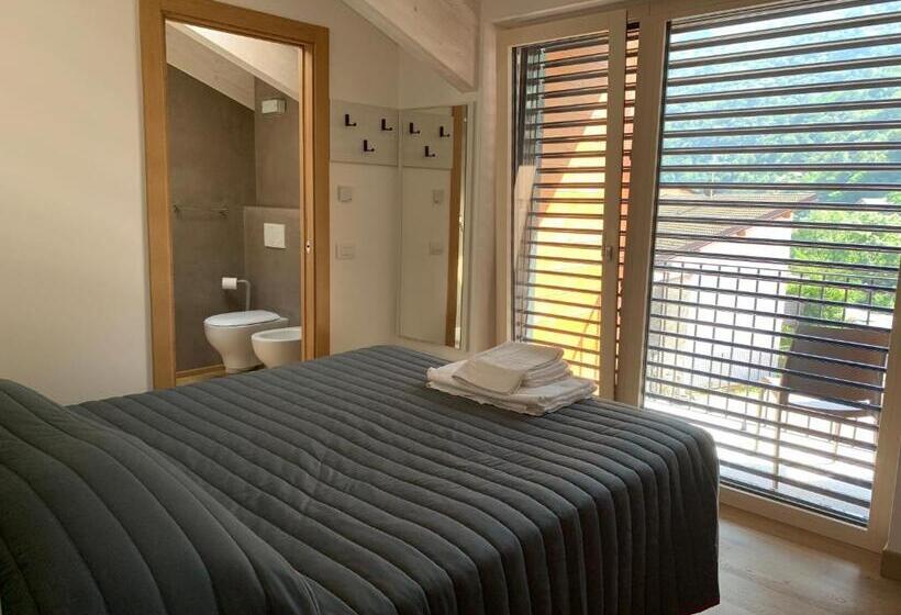 Трехместный Номер Deluxe, Italo Svizzero