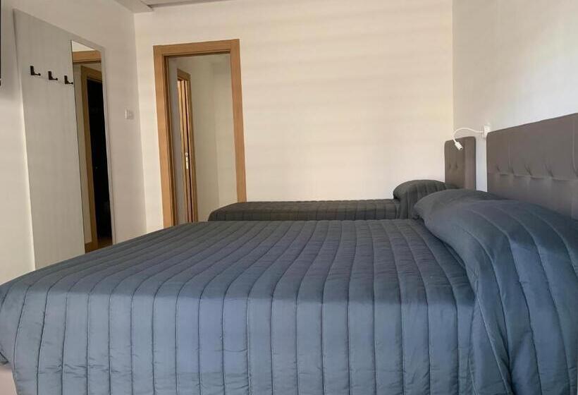 Трехместный Номер Deluxe, Italo Svizzero