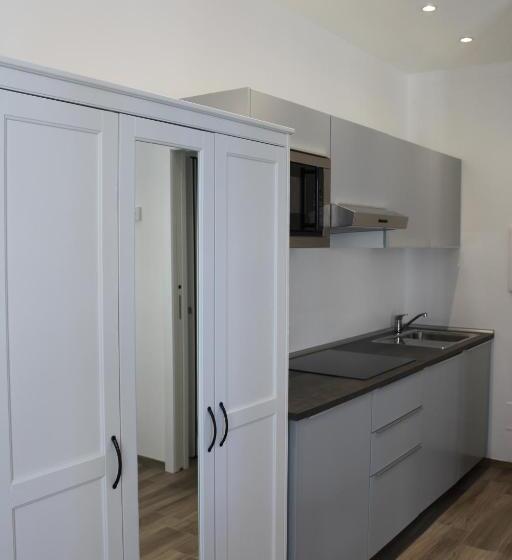 إستوديو كومفورت, Residence Fanny