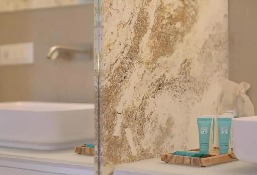 スイート, Torre Di Baratti Bio Resort