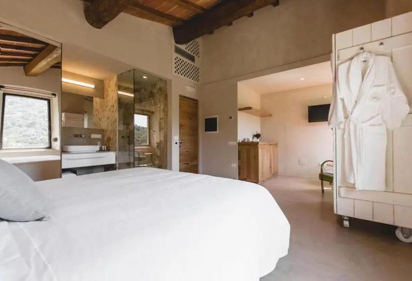 スイート, Torre Di Baratti Bio Resort