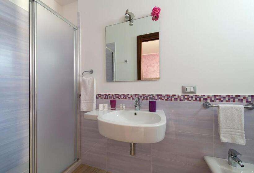 带花园景观的标准三人间, I Segreti Di Antonina