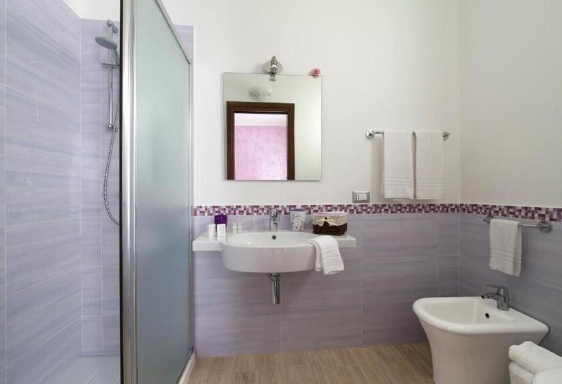 带花园景观的标准三人间, I Segreti Di Antonina