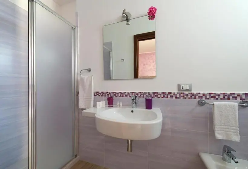 Deluxe-huone, I Segreti Di Antonina