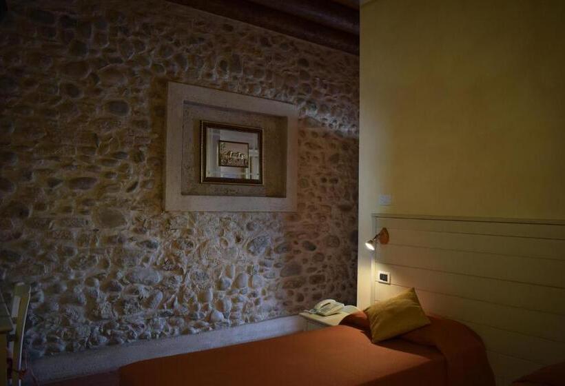 חדר סטנדרט מותאם לאדם עם מוגבלויות, Agriturismo Cà Del Lupo