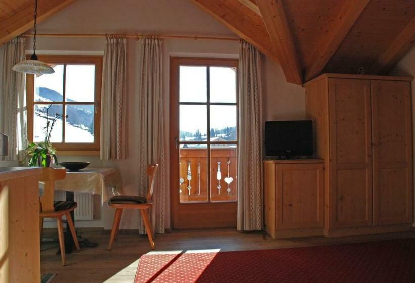 침실 1개 전망 아파트, Binterhof