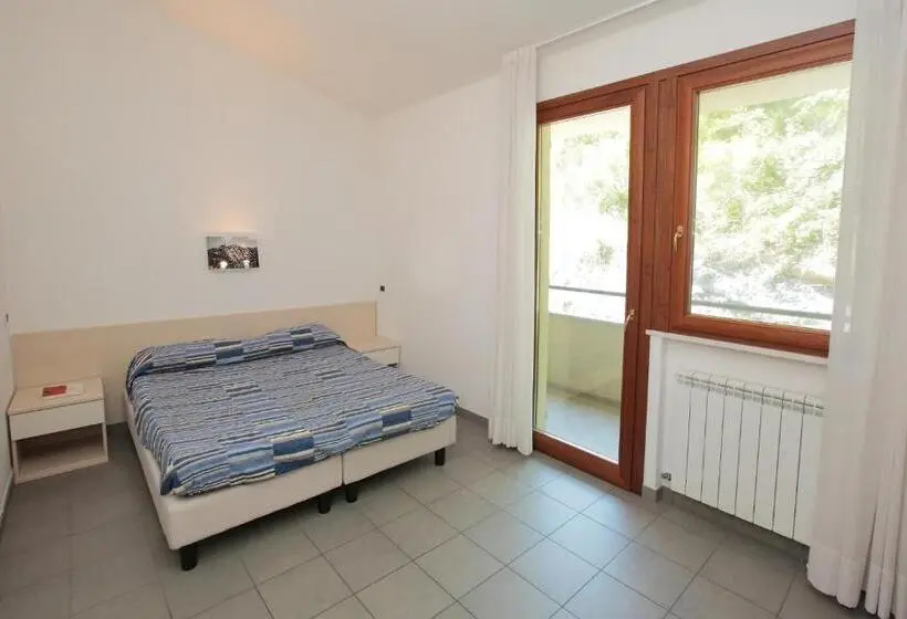 Huoneisto 2 Makuuhuonetta, Residence Citta Ideale