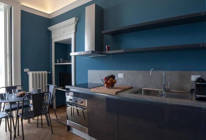 带1个卧室的带阳台的公寓, Venegoni Maison De Charme