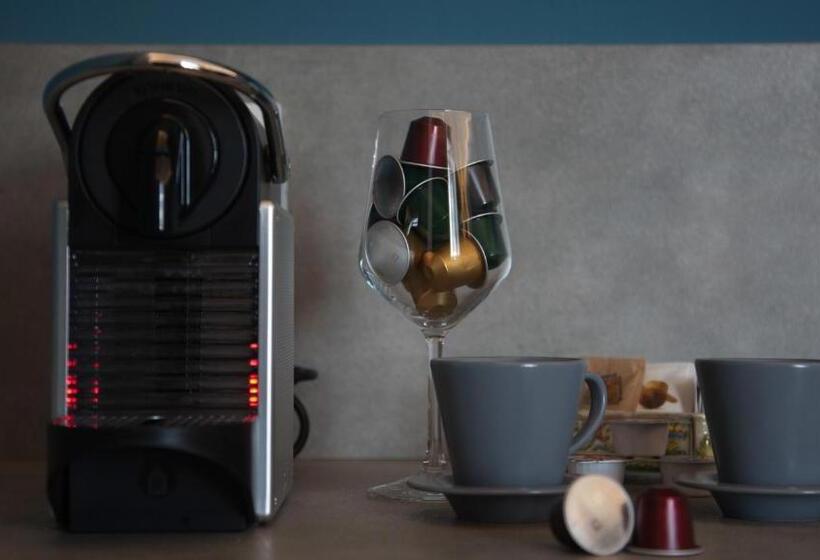 带1个卧室的带阳台的公寓, Venegoni Maison De Charme