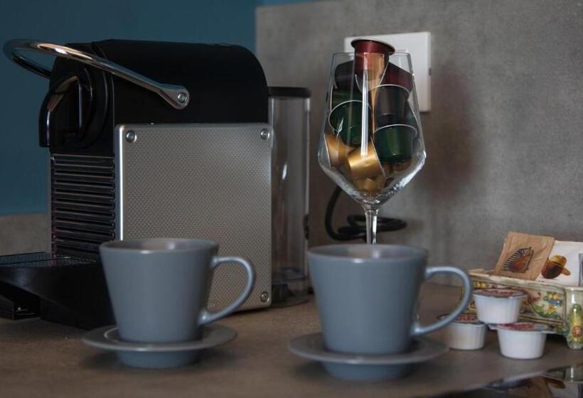 带1个卧室的带阳台的公寓, Venegoni Maison De Charme