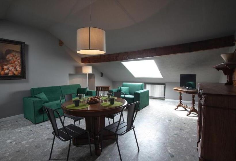 Апартаменты Пентхаус 1 Спальня, Venegoni Maison De Charme