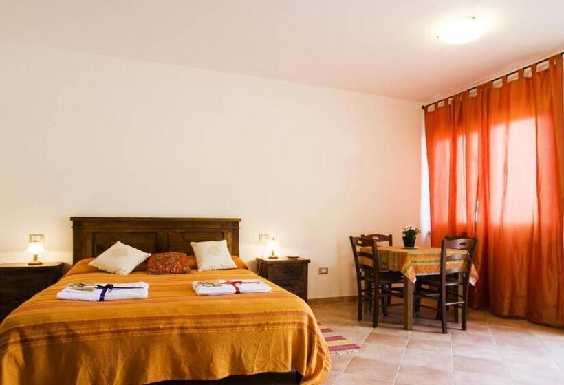 غرفة قياسية ثلاثية, Bioagriturismo La Quercia