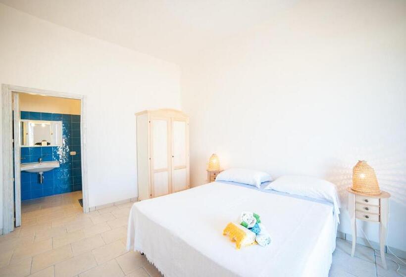 חדר סטנדרט מותאם לאדם עם מוגבלויות, Agriturismo La Palascìa Masseria Agreste