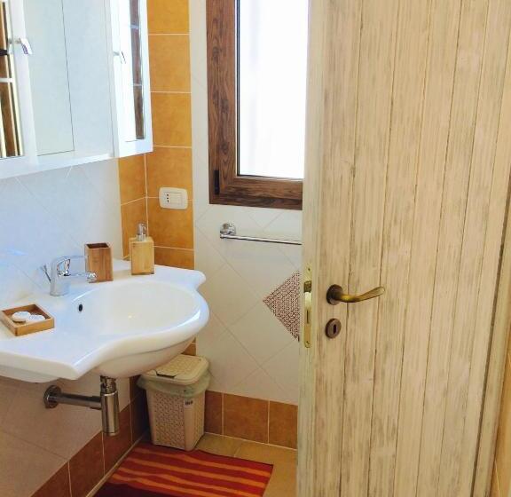 חדר בסיסי, Agriturismo La Palascìa Masseria Agreste