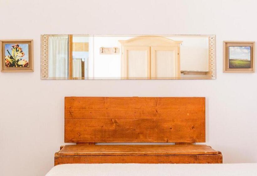 חדר בסיסי, Agriturismo La Palascìa Masseria Agreste